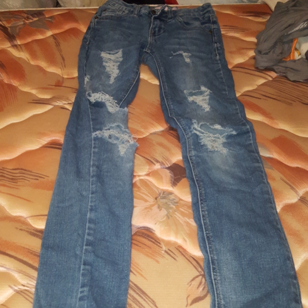 Riped jeans - Picture 1 of 1